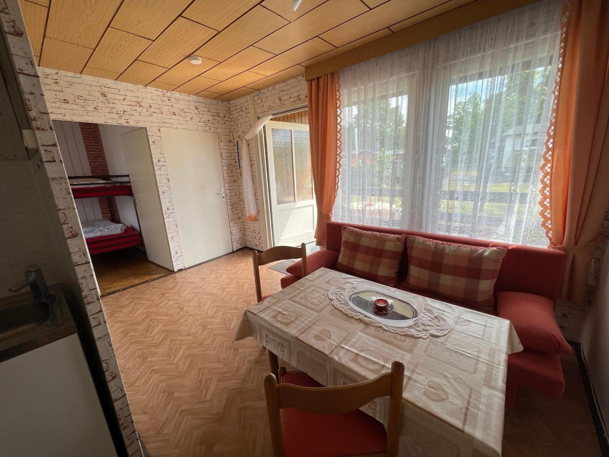 Ferien-Bungalow Im Seebad Ueckermuendeot Bellin Exterior photo